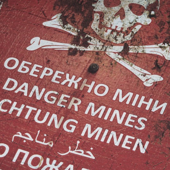 Military style T-shirt "Dangerous Mines"